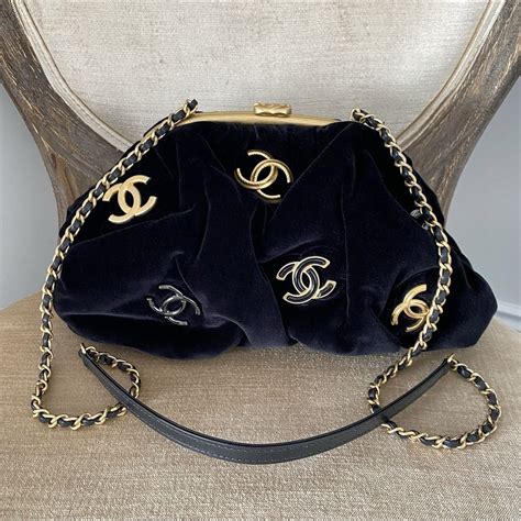 chanel velvet bags|Altro.